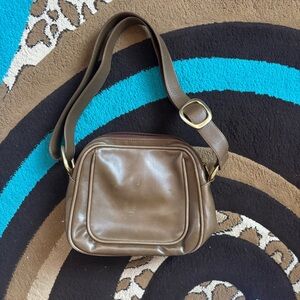 Chic Brown Leather Shoulder Bag